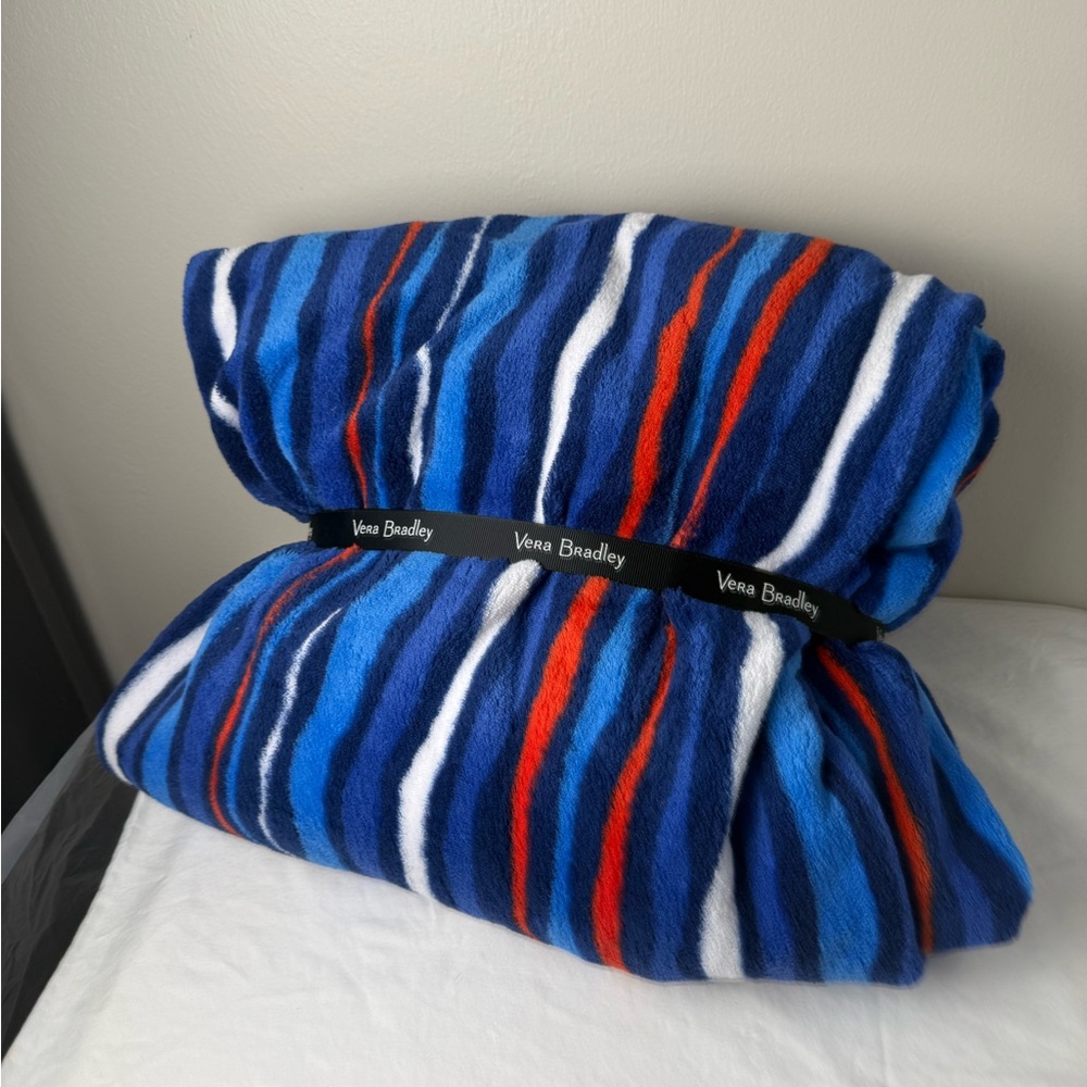 NWT Vera Bradley Cobalt Stripe Plush Throw Blanket 80” x 50” Retired Pattern - Picture 3 of 3